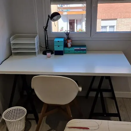 Tu Refugio Calmar - Pisazo Centrico 2 Hab Y 2 Banos * Gijón