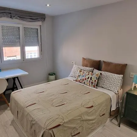 Tu Refugio Calmar - Pisazo Centrico 2 Hab Y 2 Banos Gijón